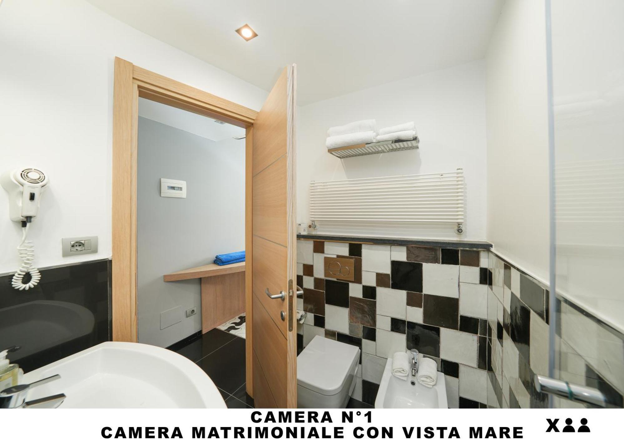 Affittacamere Lo Scoglio Monterosso al Mare Bagian luar foto