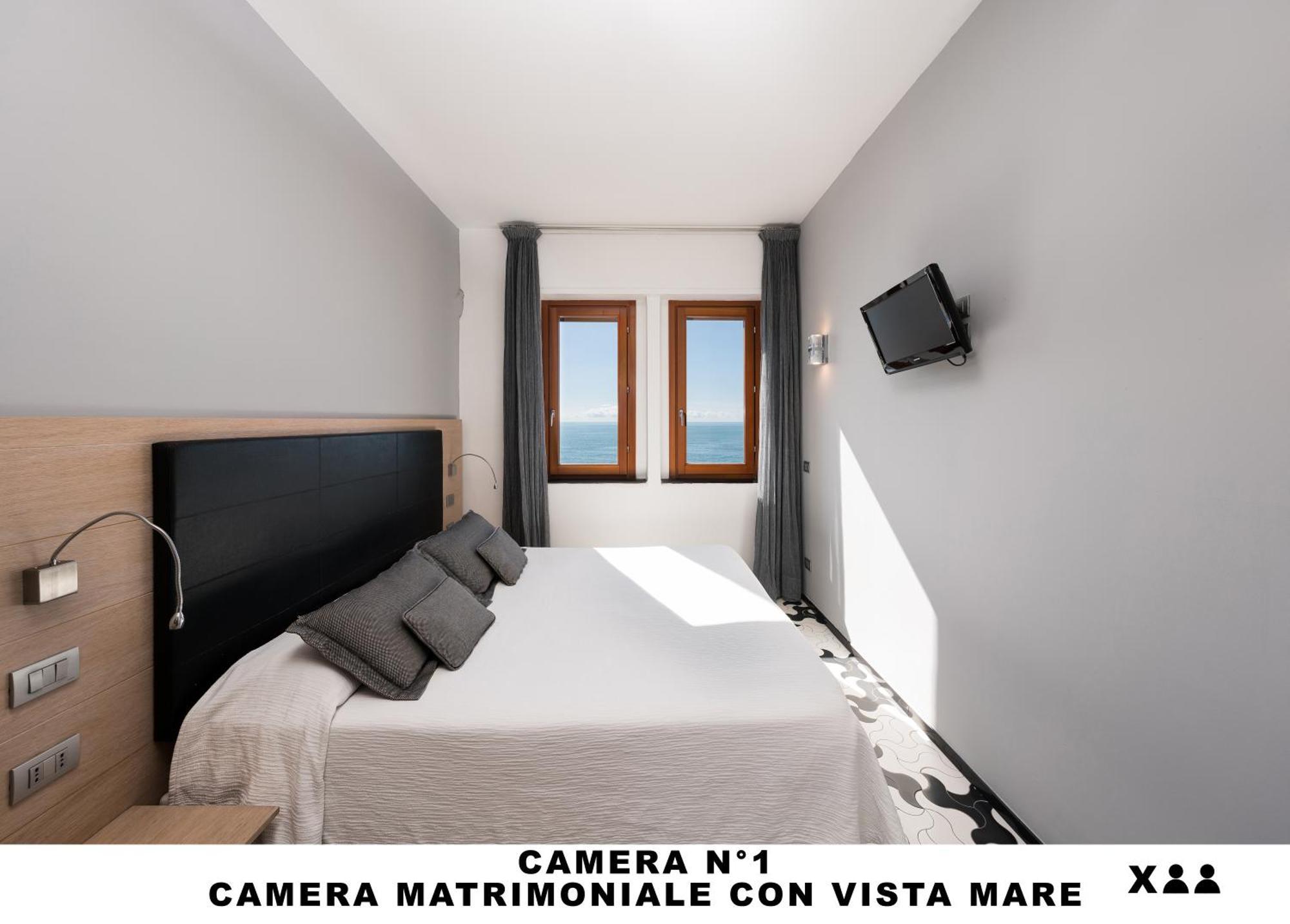 Affittacamere Lo Scoglio Monterosso al Mare Bagian luar foto