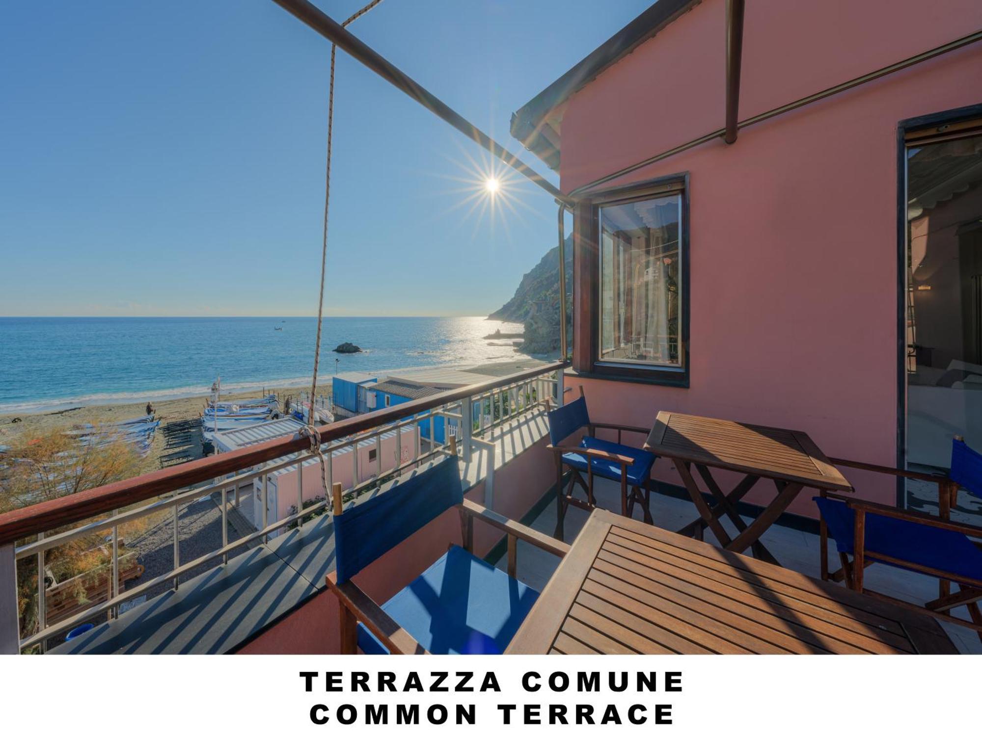 Affittacamere Lo Scoglio Monterosso al Mare Bagian luar foto